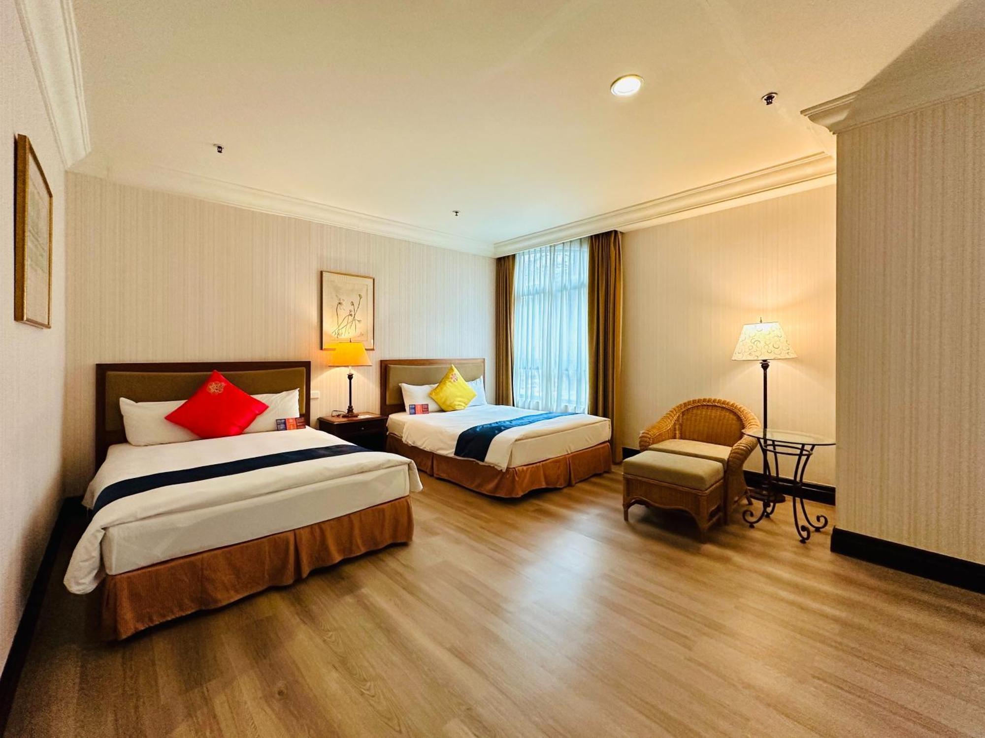 Wei-Yat Grand Hotel Тайнань Екстер'єр фото