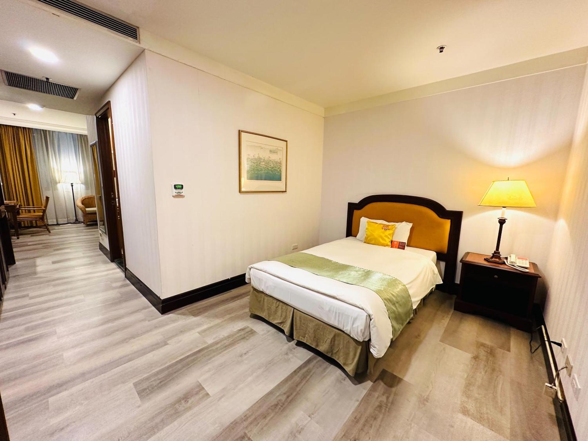 Wei-Yat Grand Hotel Тайнань Екстер'єр фото