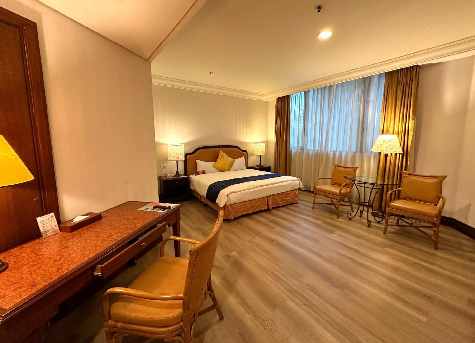 Wei-Yat Grand Hotel Тайнань Екстер'єр фото