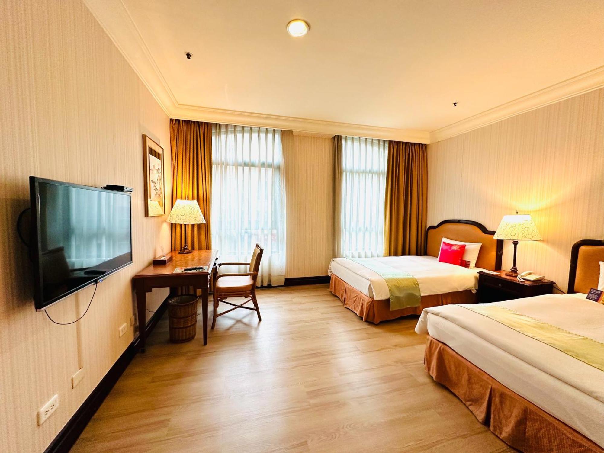 Wei-Yat Grand Hotel Тайнань Екстер'єр фото